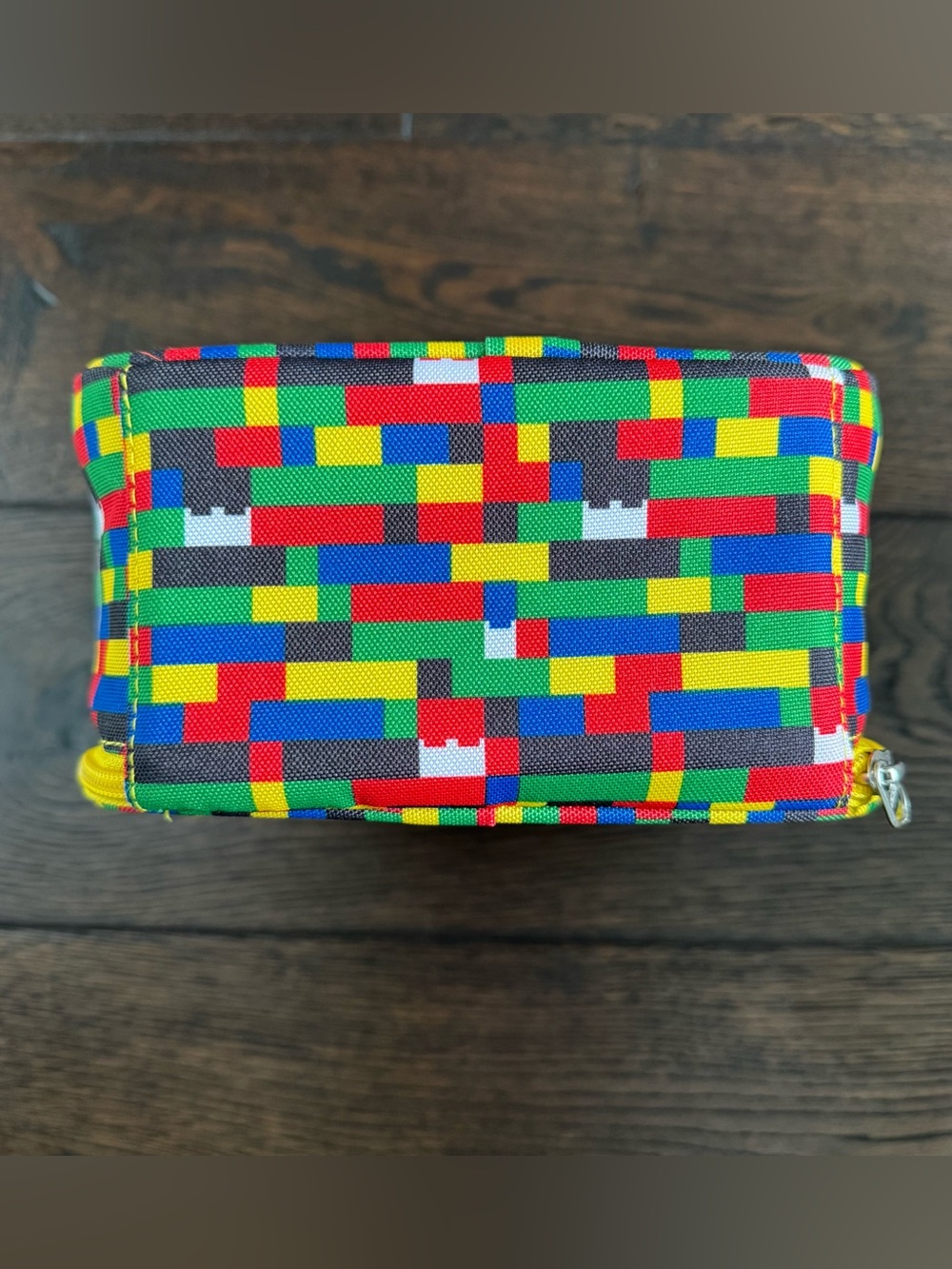 LEGO Kids Yellow Minifigure Face T-Shirt with Multicolor Brick Pattern Lunch box - Picture 9 of 11